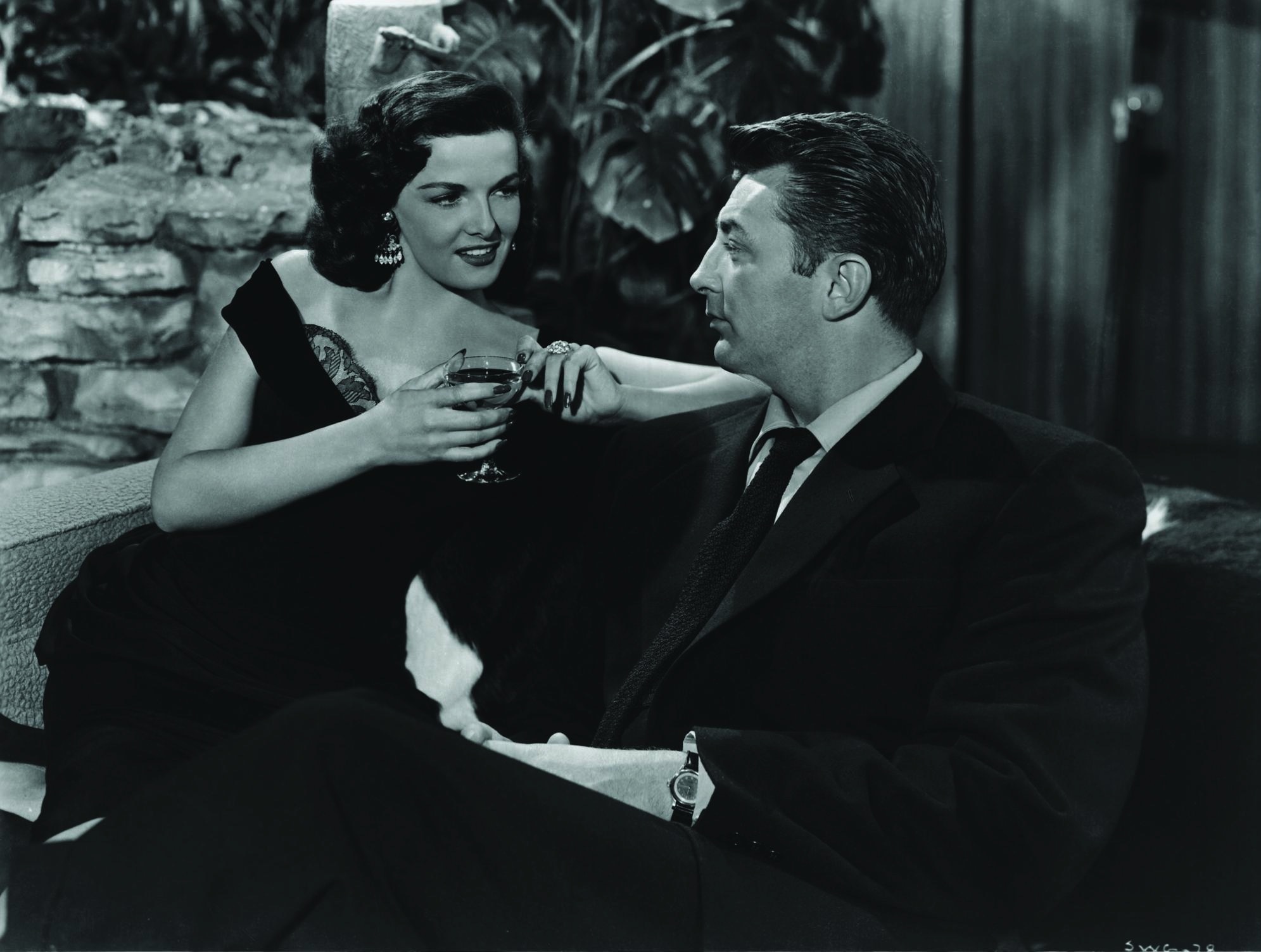 Still of Robert Mitchum and Jane Russell in His Kind of Woman (1951)