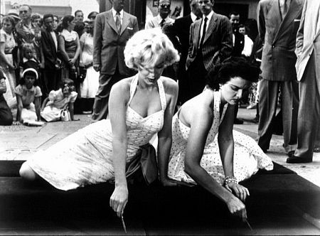 M. Monroe & Jane Russell 1953