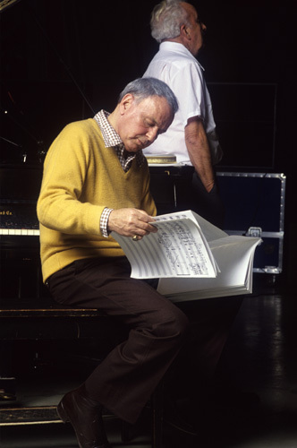 Frank Sinatra and Gordon Jenkins during the recording of the album 