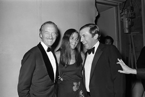 David Niven, Ali MacGraw and David Frost at Frank Sinatra's farewell performance at the Los Angeles Music Center 06-13-1971