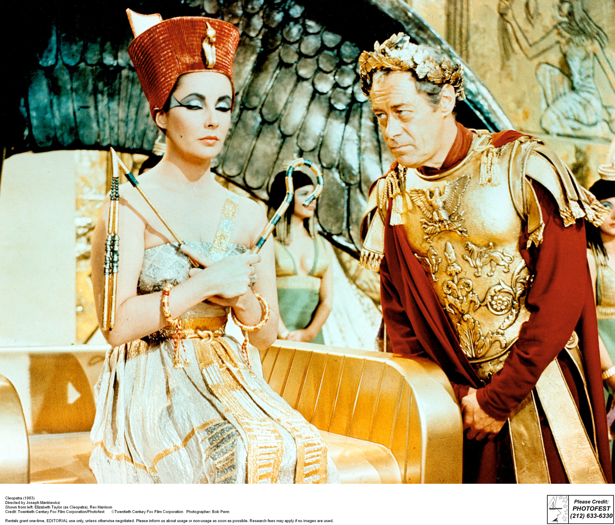 Still of Elizabeth Taylor and Rex Harrison in Cleopatra (1963)