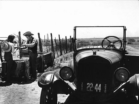 James Dean and Elizabeth Taylor in 