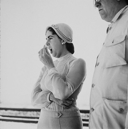 Elizabeth Taylor on location for 