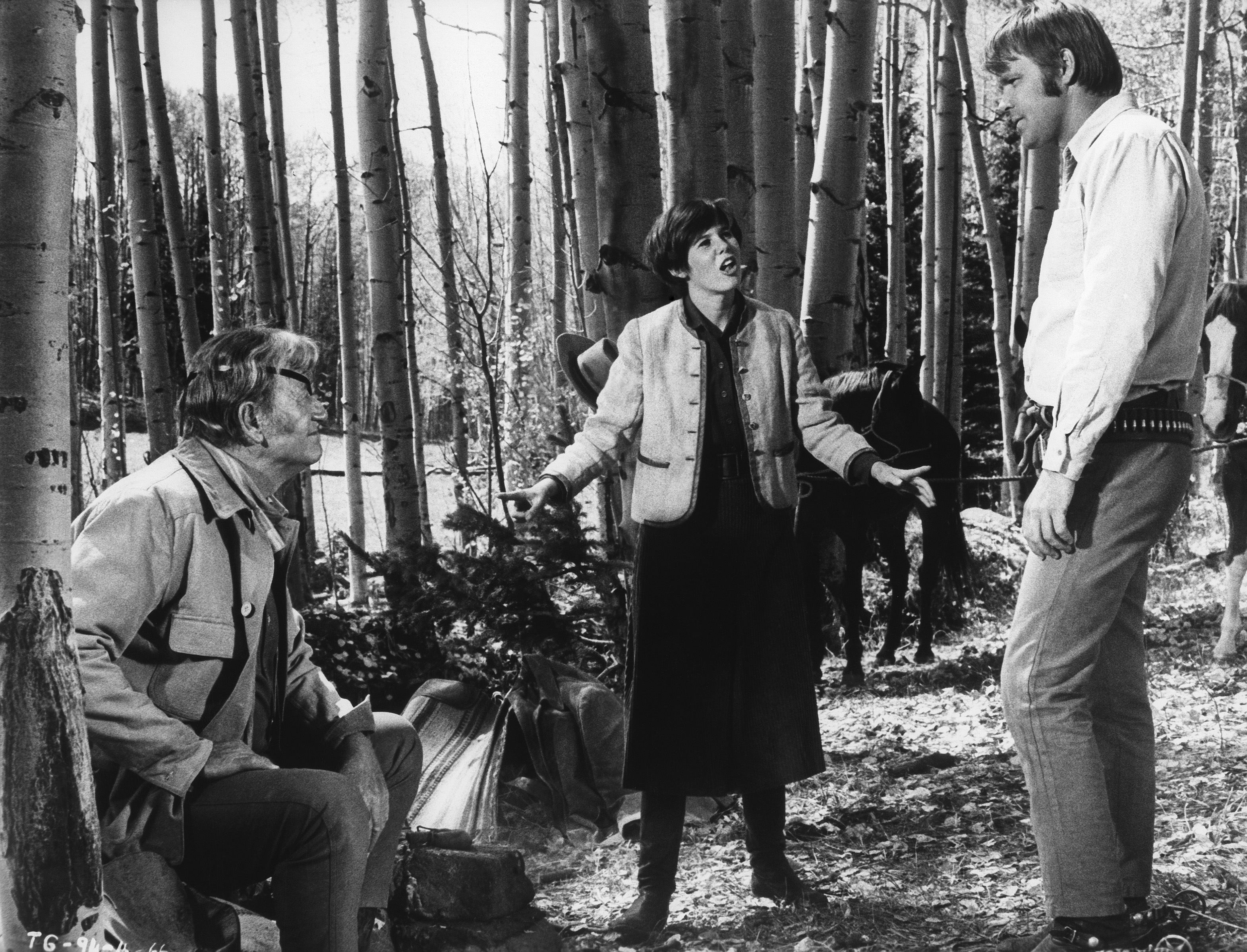 Still of John Wayne, Glen Campbell and Kim Darby in True Grit (1969)