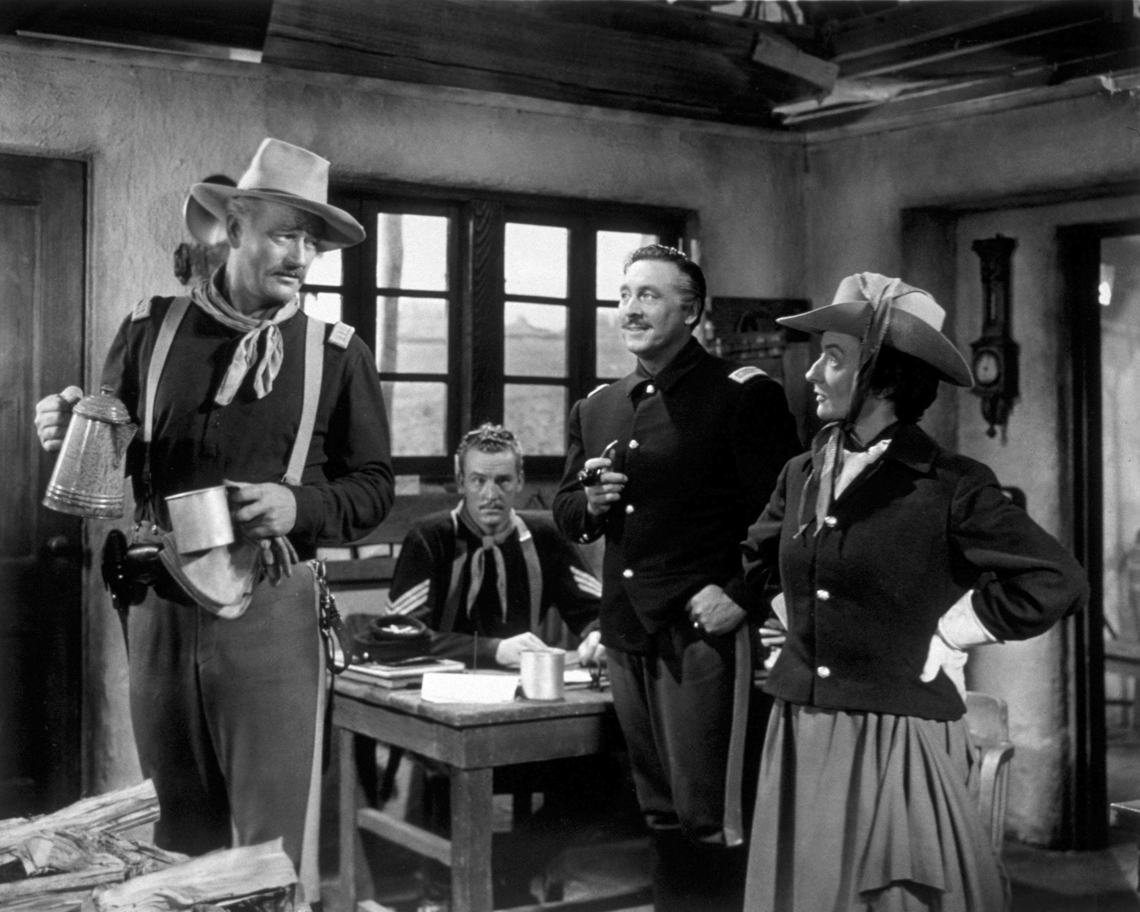Still of John Wayne, Mildred Natwick and Arthur Shields in She Wore a Yellow Ribbon (1949)