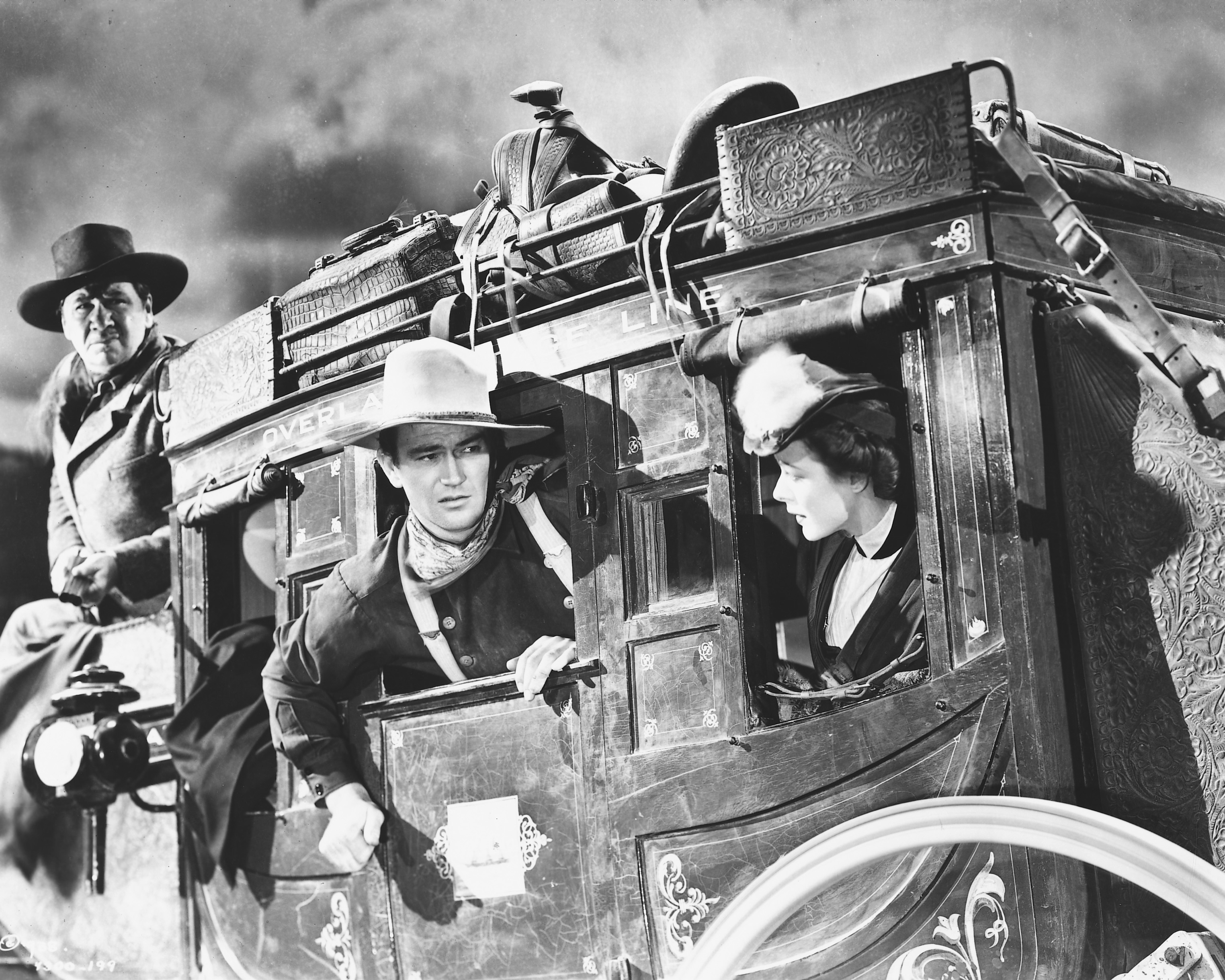 Still of John Wayne, George Bancroft and Louise Platt in Stagecoach (1939)