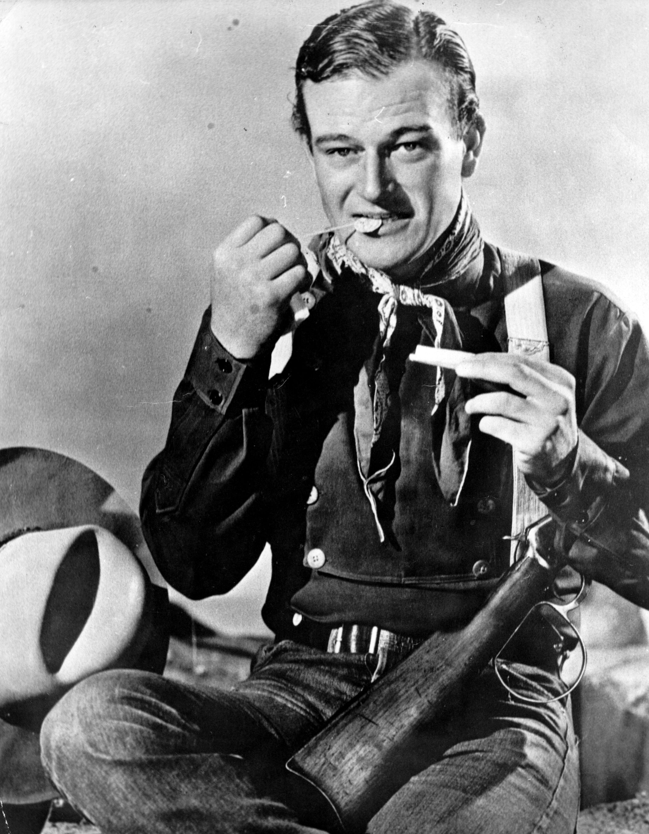 Still of John Wayne in Stagecoach (1939)