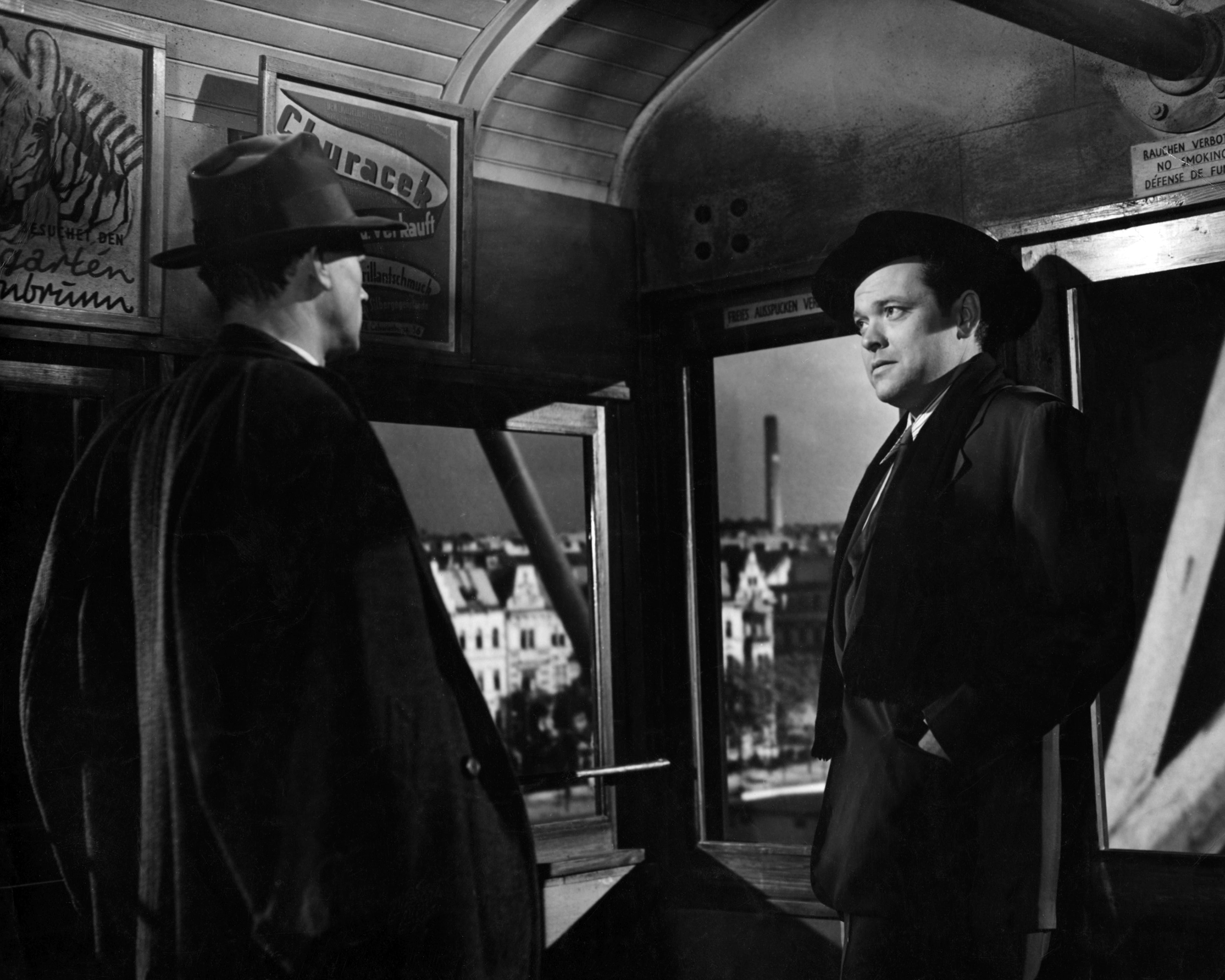 Still of Orson Welles, Joseph Cotten and Carol Reed in The Third Man (1949)