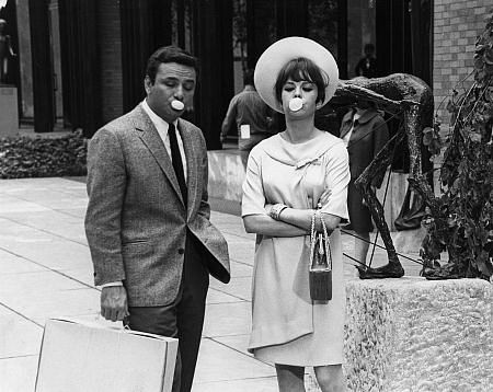 Natalie Wood and Peter Falk during a break from the movie 