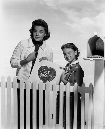 Natalie Wood with sister Lana Wood, 1956.