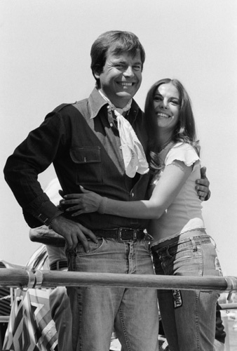 Natalie Wood and Robert Wagner before their second wedding aboard the Ramblin' Rose 07-16-1972