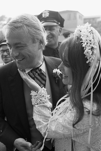 Natalie Wood's wedding to Richard Gregson 05-30-1969