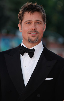 Brad Pitt at event of Perskaityk ir sudegink (2008)