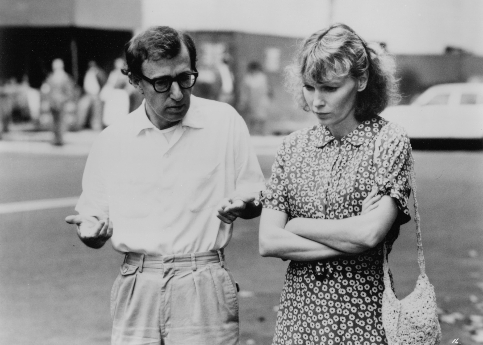 Still of Woody Allen and Mia Farrow in Hannah and Her Sisters (1986)