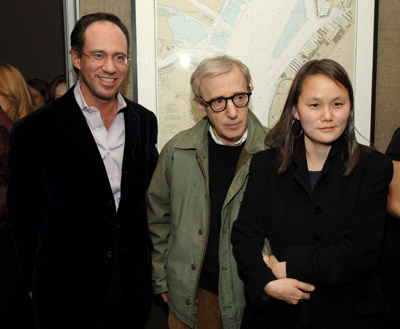 Woody Allen and Soon-Yi Previn at event of Match Point (2005)