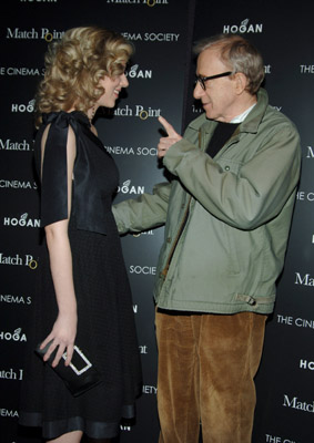 Woody Allen and Scarlett Johansson at event of Match Point (2005)