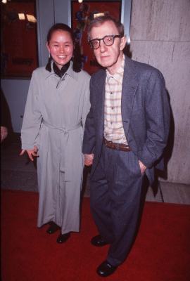 Woody Allen and Soon-Yi Previn at event of Deconstructing Harry (1997)