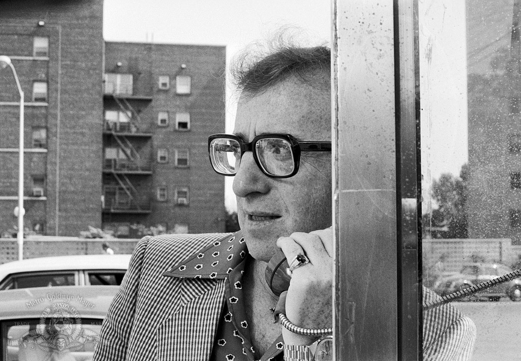 Still of Woody Allen in Broadway Danny Rose (1984)