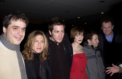 Jennifer Aniston, John C. Reilly, Miguel Arteta, Zooey Deschanel, Jake Gyllenhaal and Mike White at event of The Good Girl (2002)