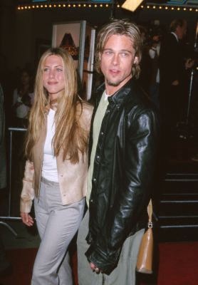 Brad Pitt and Jennifer Aniston at event of Erin Brockovich (2000)