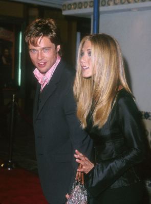 Brad Pitt and Jennifer Aniston at event of Kovos klubas (1999)