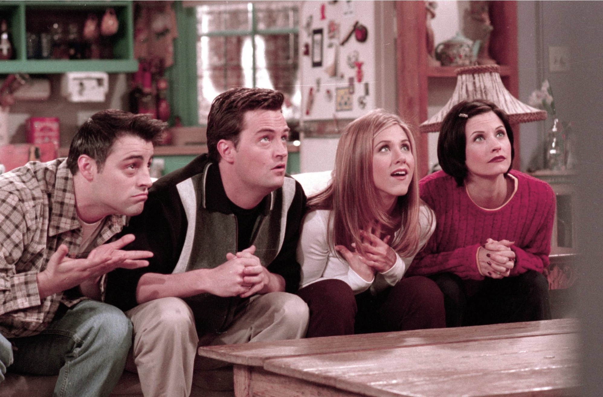 Still of Jennifer Aniston, Courteney Cox, Matt LeBlanc and Matthew Perry in Draugai (1994)