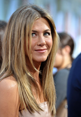 Jennifer Aniston at event of Nepageidaujami genai (2010)