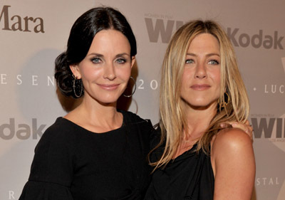 Jennifer Aniston and Courteney Cox