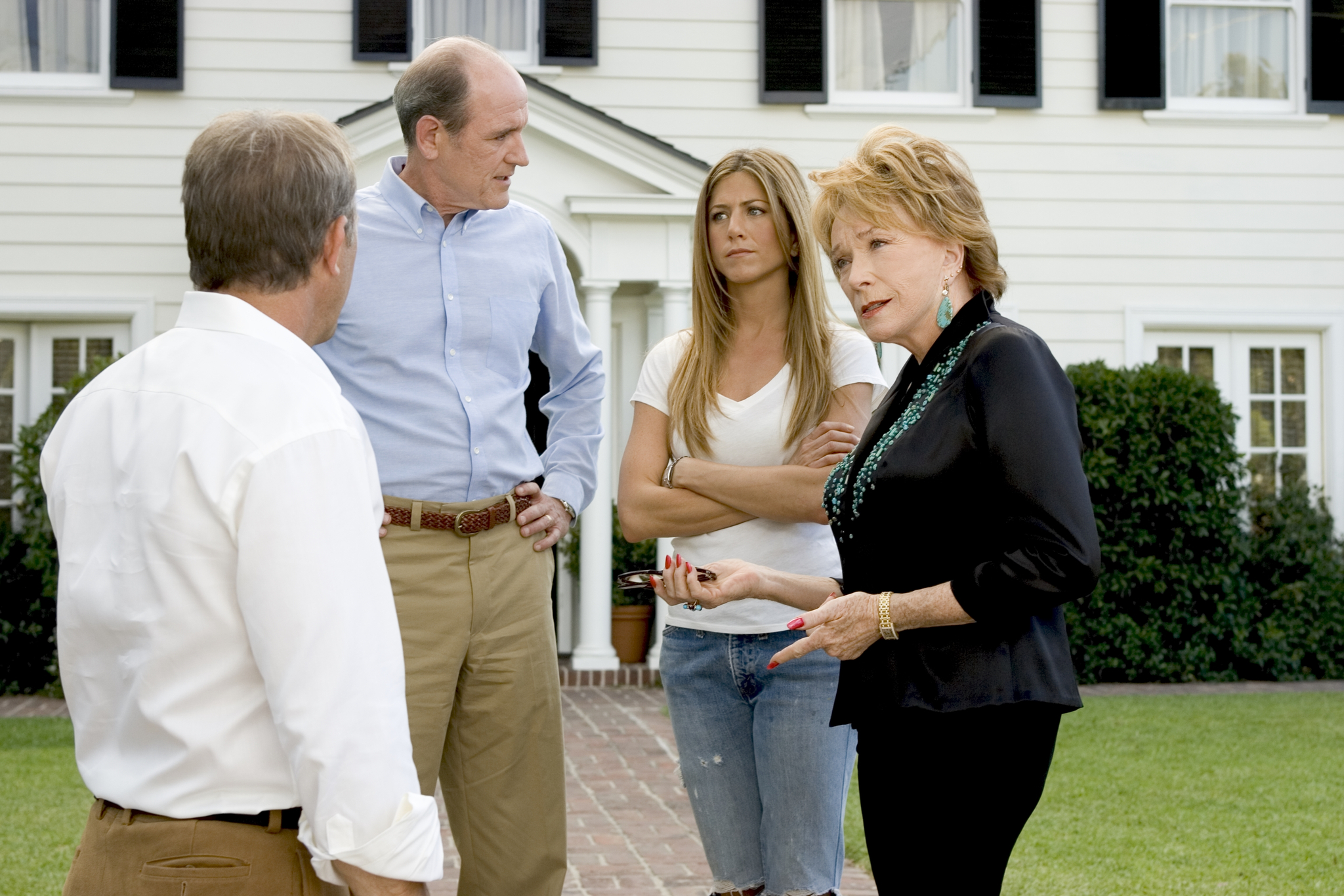 Still of Jennifer Aniston, Kevin Costner, Shirley MacLaine and Richard Jenkins in Rumor Has It... (2005)