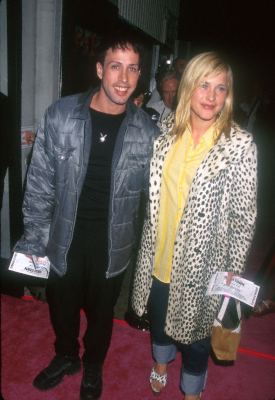 Patricia Arquette and Alexis Arquette at event of Sugar Town (1999)