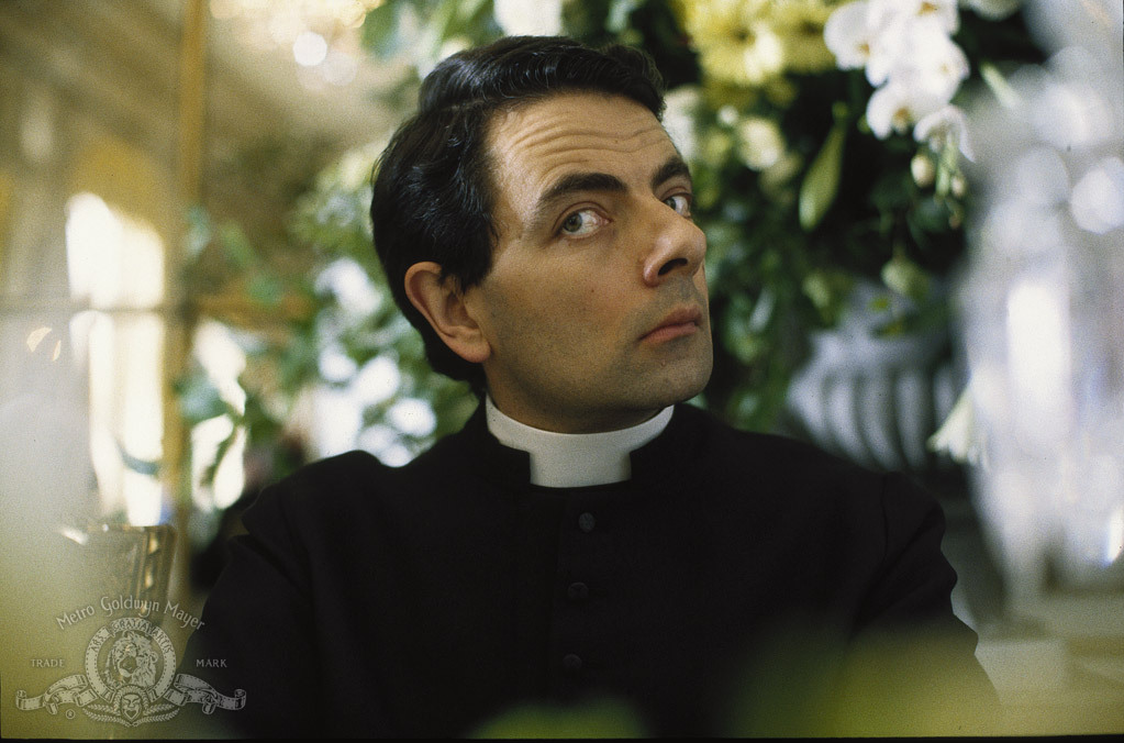 Still of Rowan Atkinson in Ketverios vestuves ir vienerios laidotuves (1994)