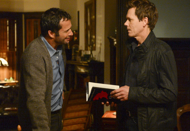 Still of Kevin Bacon and James Purefoy in The Following (2013)