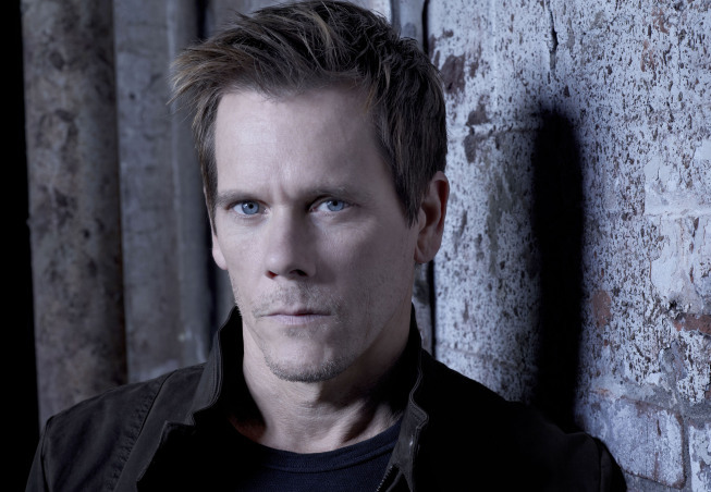 Still of Kevin Bacon in The Following (2013)