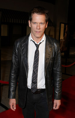 Kevin Bacon at event of Rails & Ties (2007)