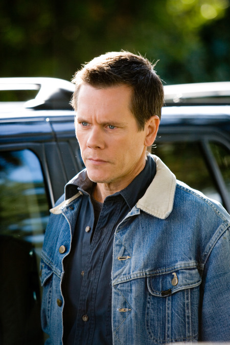 Still of Kevin Bacon in Rails & Ties (2007)