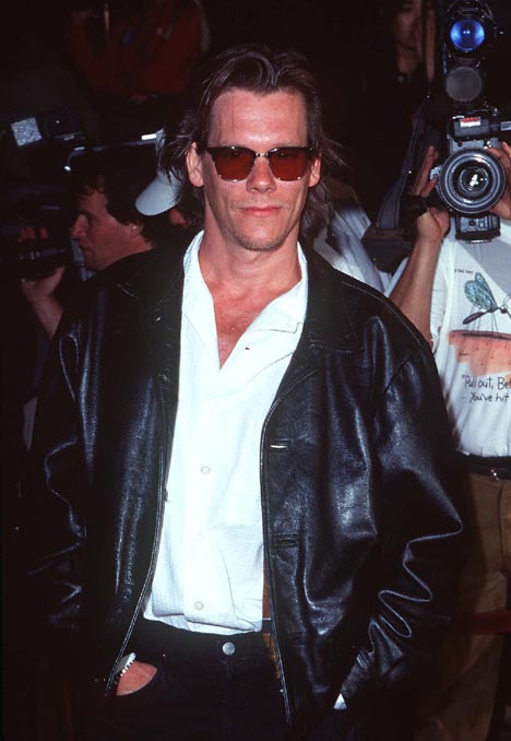 Kevin Bacon at event of Twister (1996)