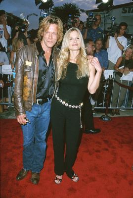 Kevin Bacon and Kyra Sedgwick at event of Hollow Man (2000)