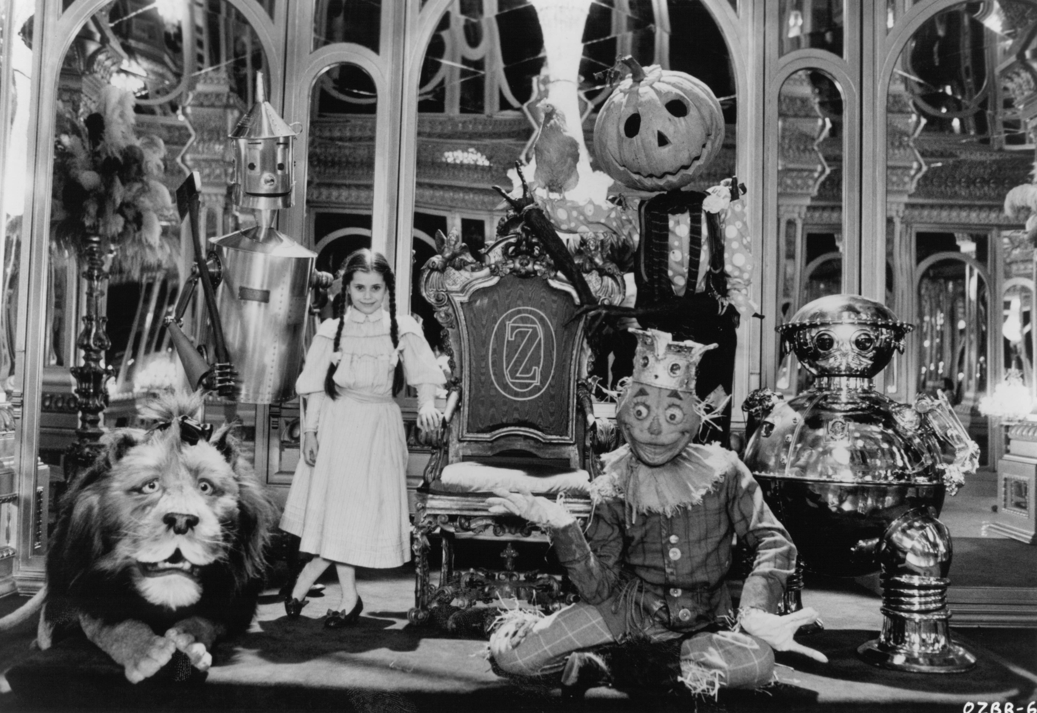 Still of Fairuza Balk in Return to Oz (1985)