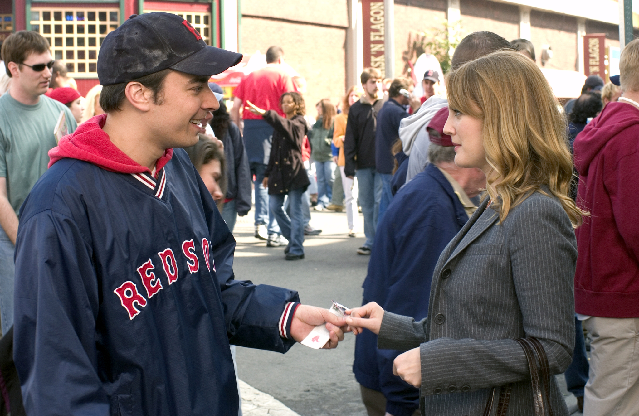 Still of Drew Barrymore and Jimmy Fallon in Fever Pitch (2005)