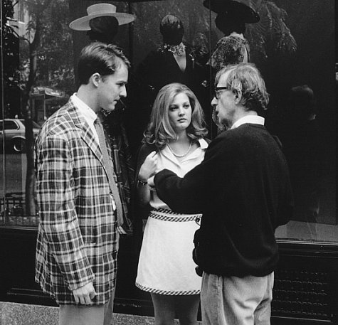 Woody Allen, Drew Barrymore and Edward Norton in Everyone Says I Love You (1996)