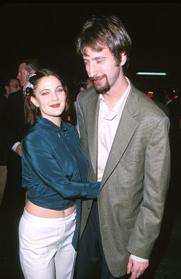 Drew Barrymore and Tom Green at event of Charlie's Angels (2000)
