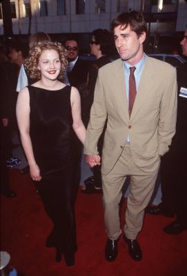 Drew Barrymore and Luke Wilson at event of Ilgai ir laimingai: Pelenes istorija (1998)