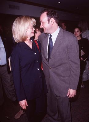 Kim Basinger and Kevin Spacey