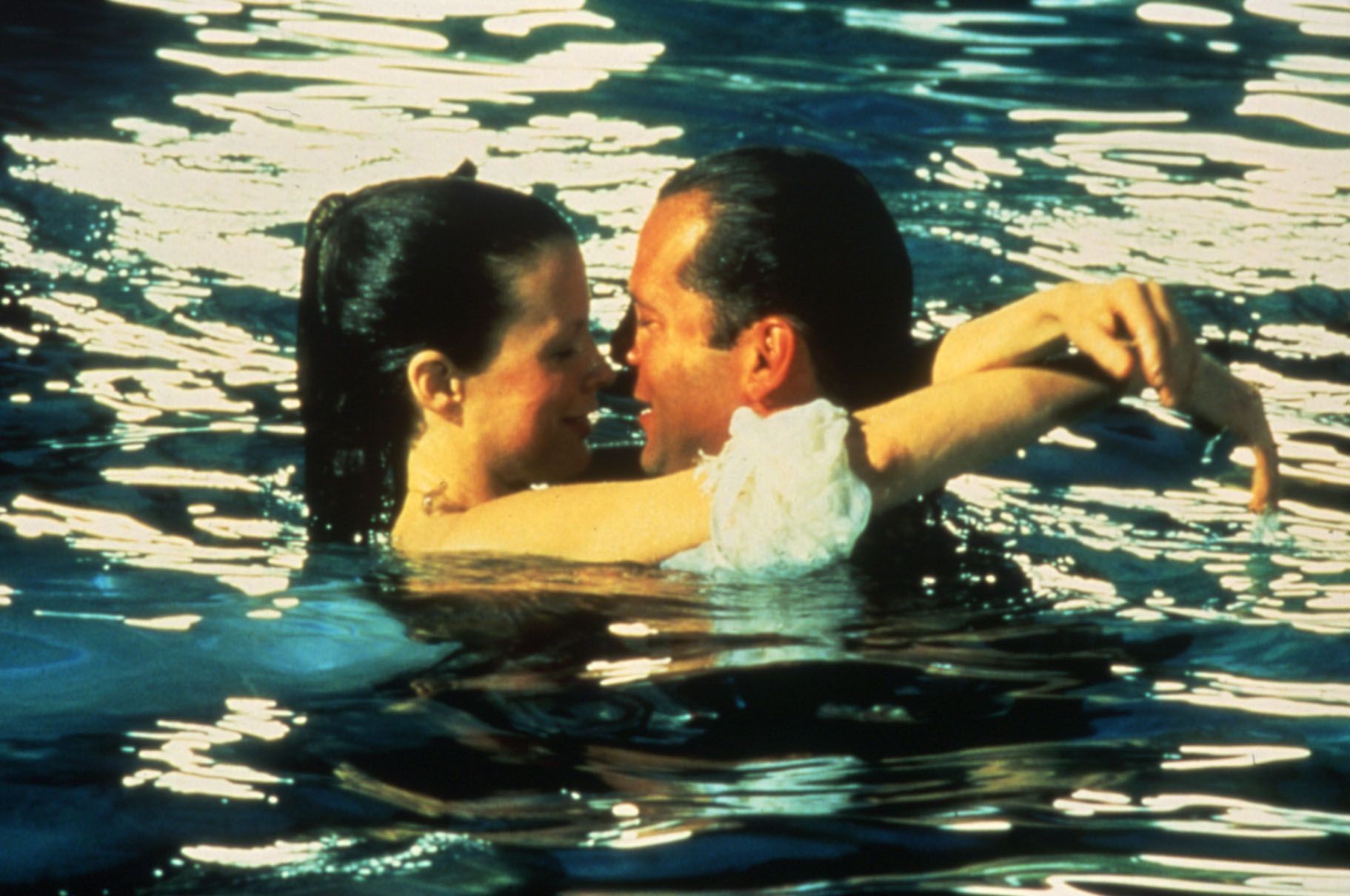 Still of Kim Basinger and Bruce Willis in Blind Date (1987)