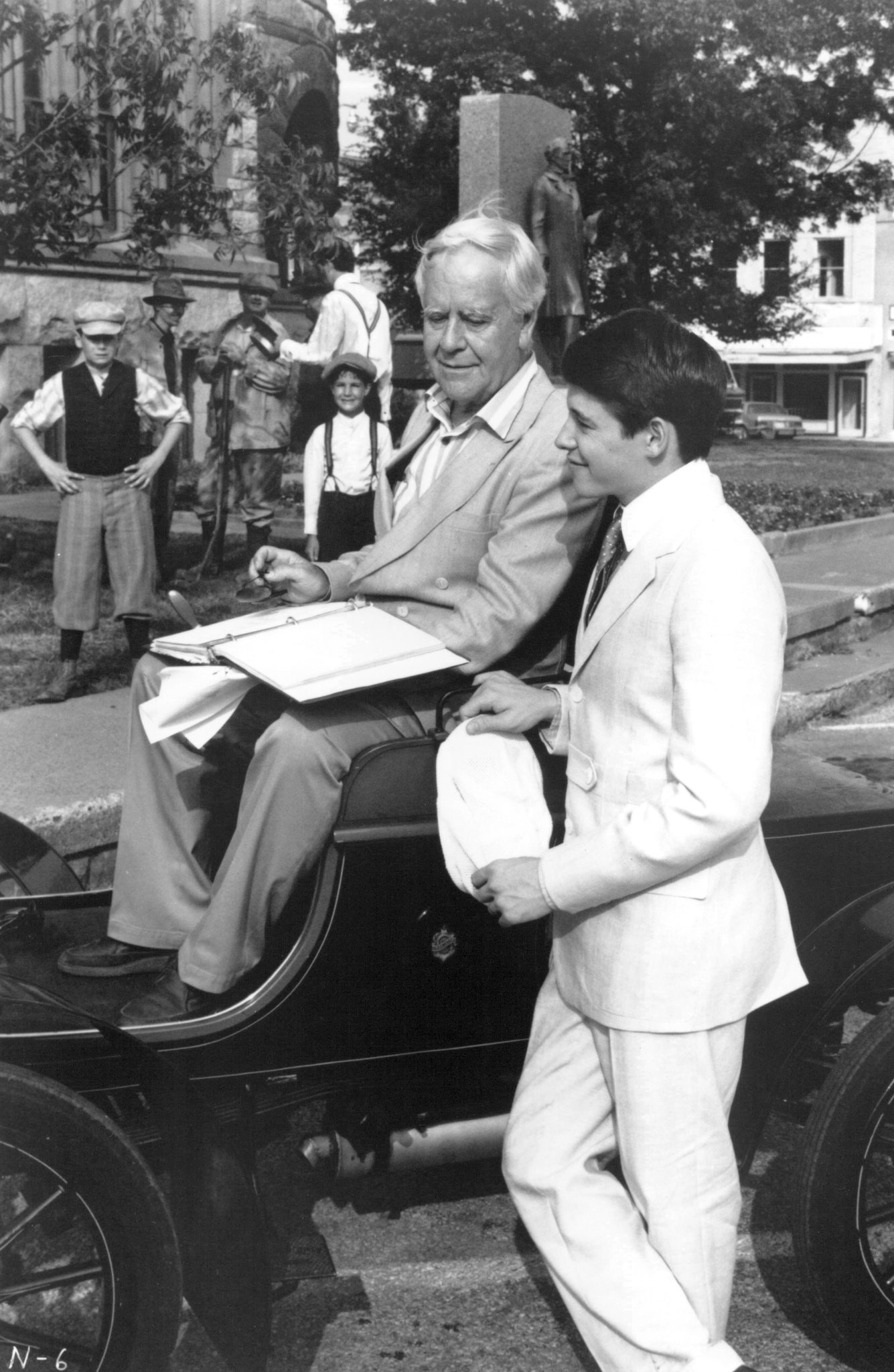 Still of Matthew Broderick and Horton Foote in 1918 (1985)