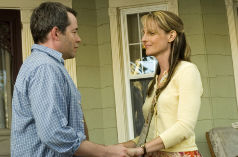 Still of Matthew Broderick and Helen Hunt in Then She Found Me (2007)