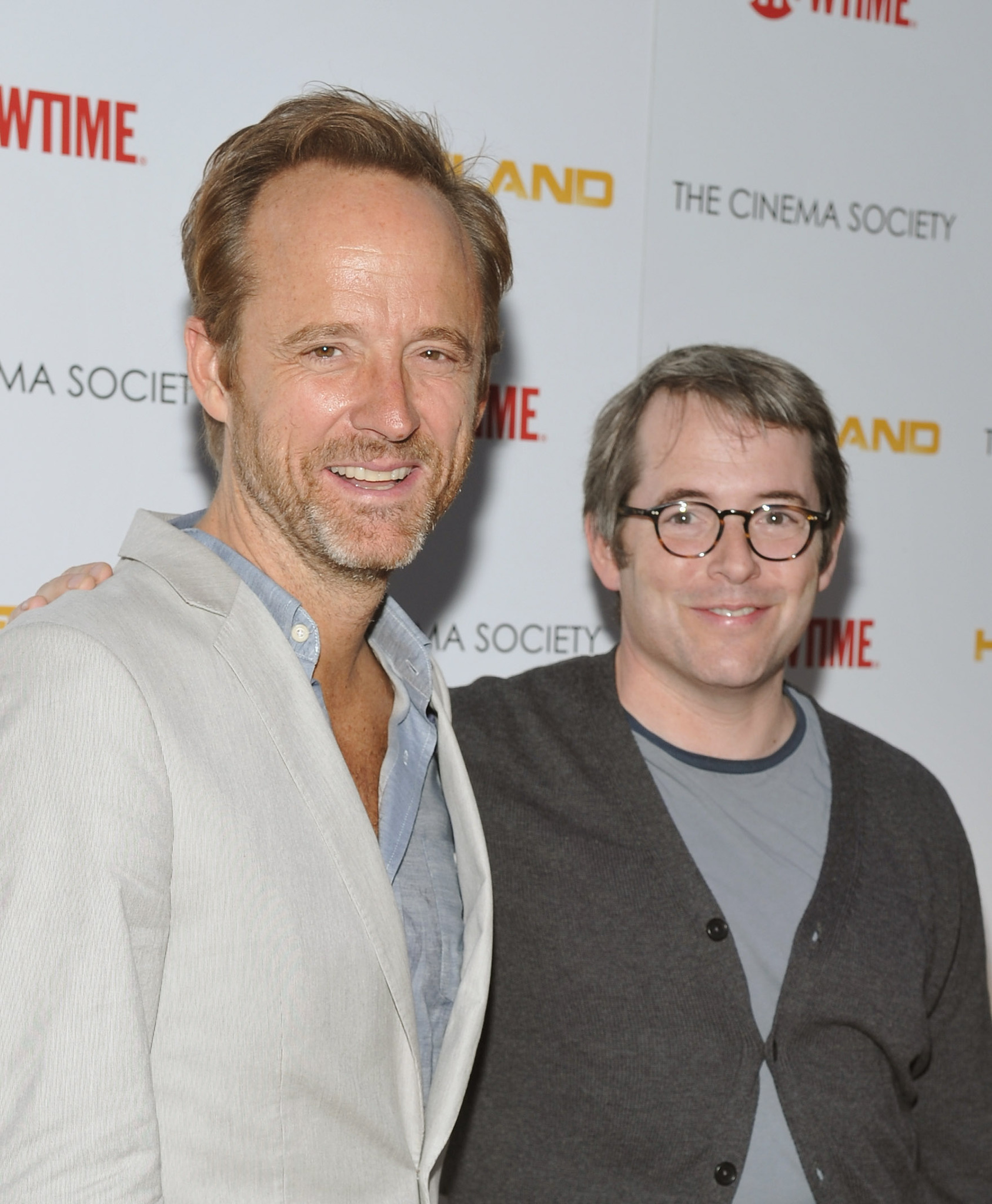 Matthew Broderick and John Benjamin Hickey at event of Tevyne (2011)