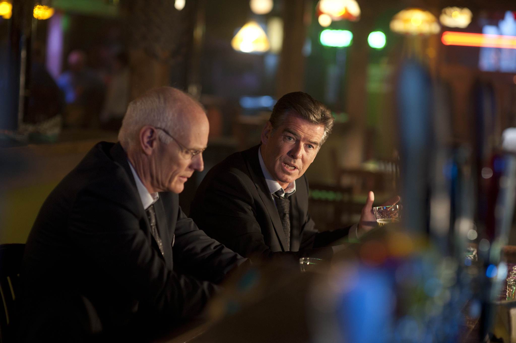 Still of Pierce Brosnan and Matt Frewer in Bag of Bones (2011)