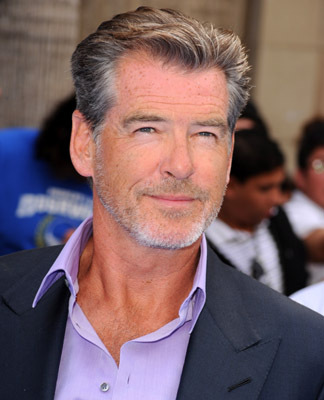 Pierce Brosnan at event of Océans (2009)