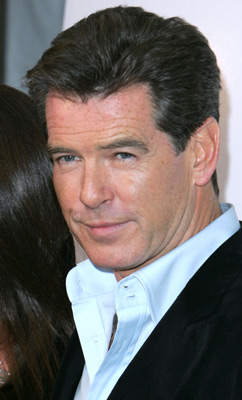 Pierce Brosnan at event of After the Sunset (2004)